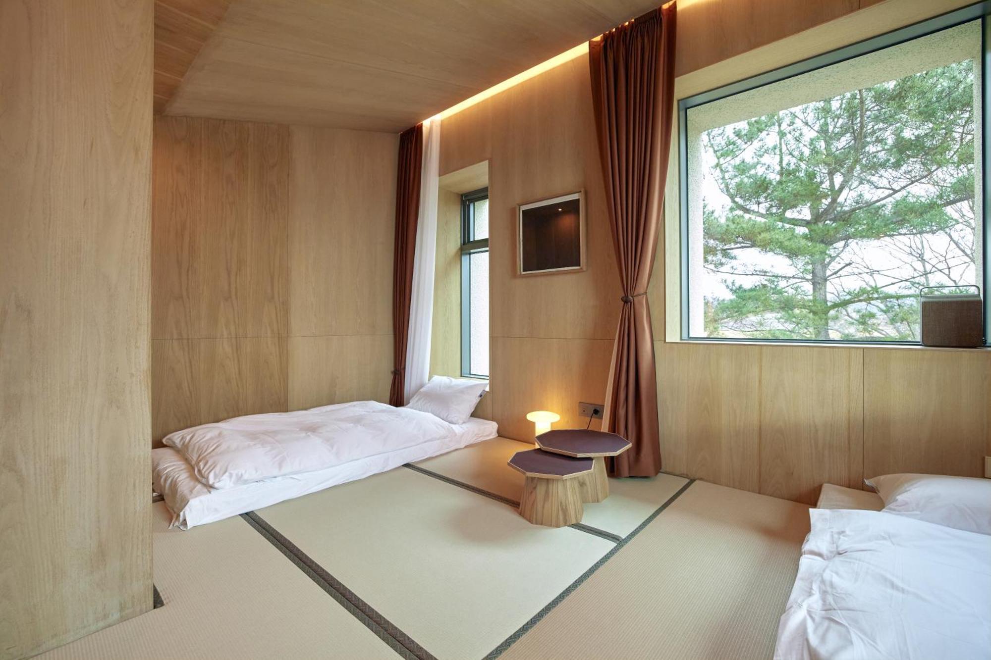 Pbr7 Hotel Unusual Stay Gyeongju Exterior photo