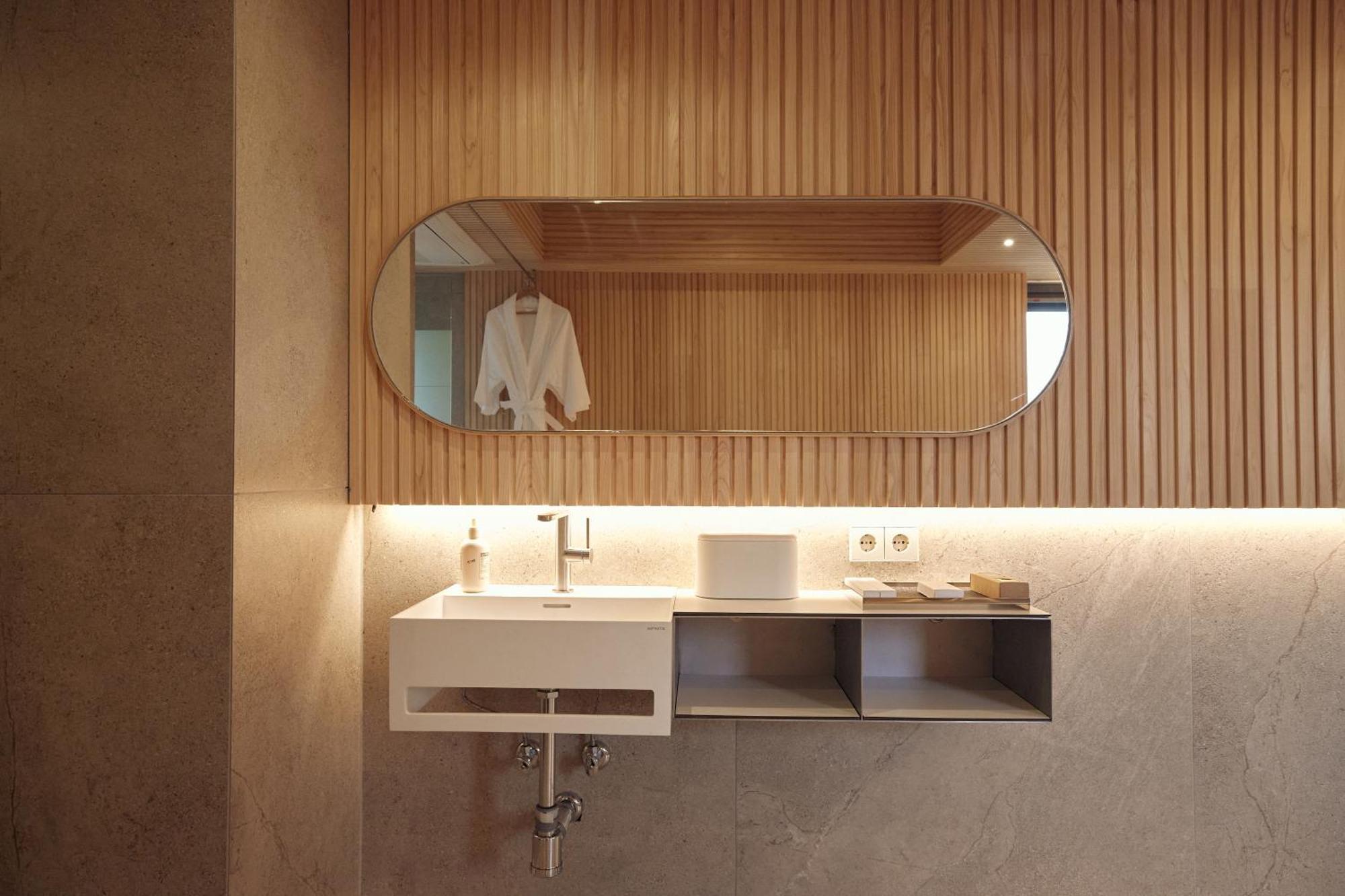 Pbr7 Hotel Unusual Stay Gyeongju Exterior photo