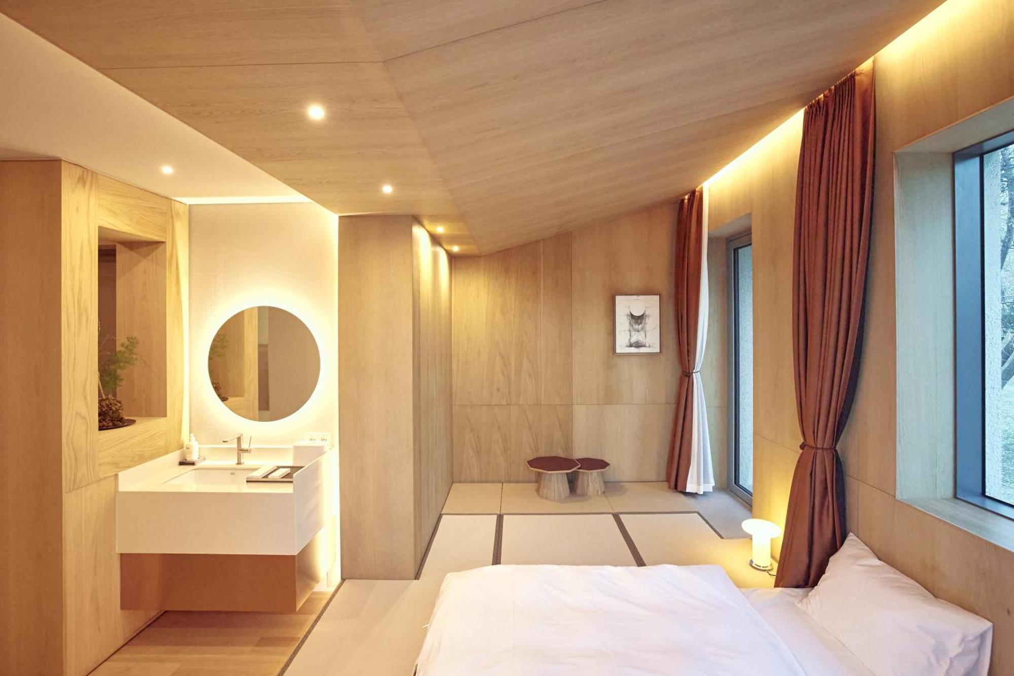 Pbr7 Hotel Unusual Stay Gyeongju Exterior photo