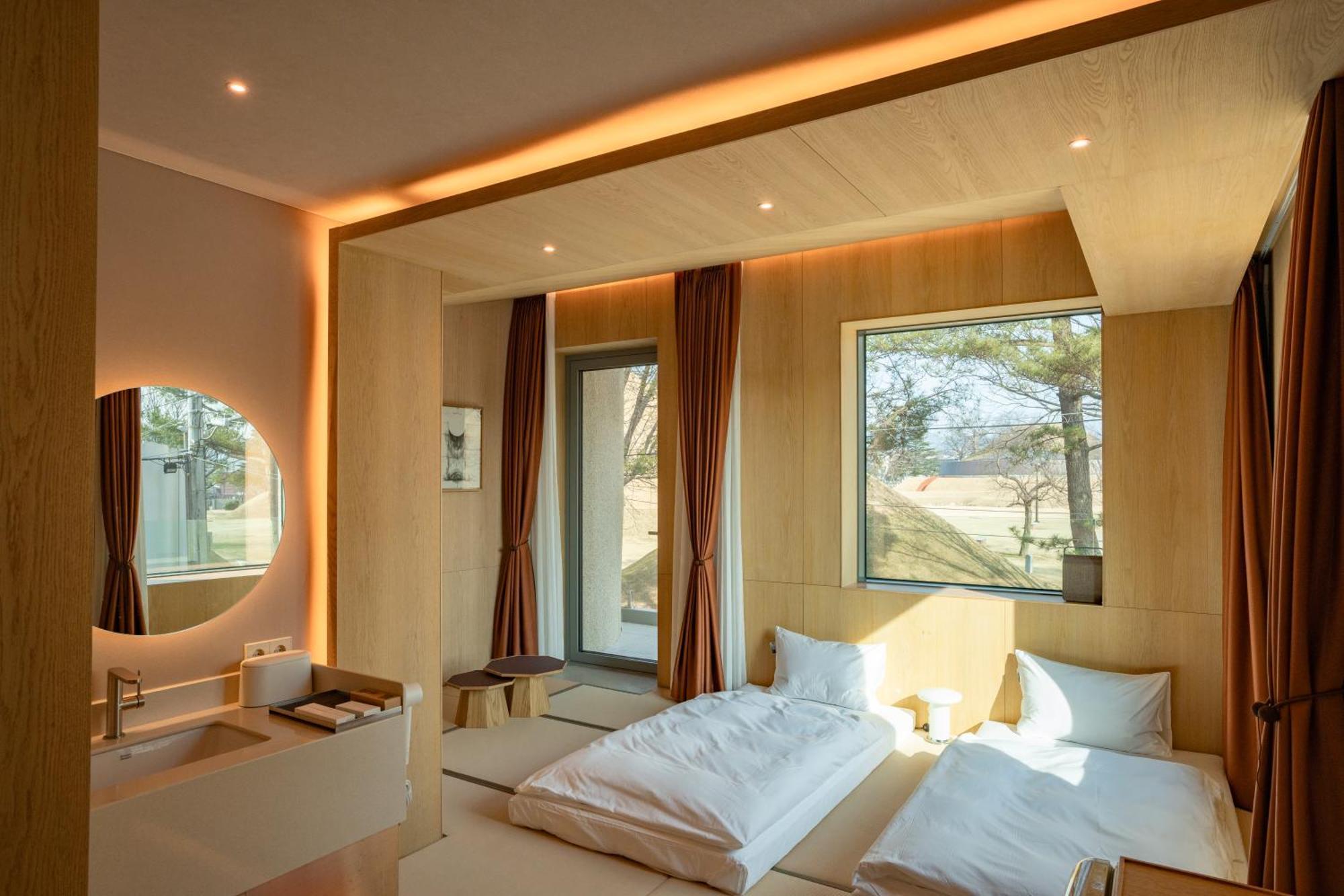 Pbr7 Hotel Unusual Stay Gyeongju Exterior photo