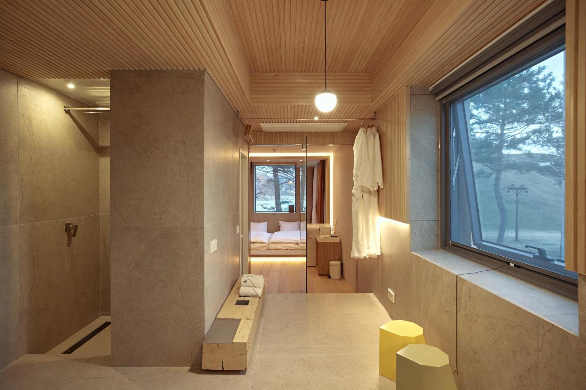 Pbr7 Hotel Unusual Stay Gyeongju Exterior photo