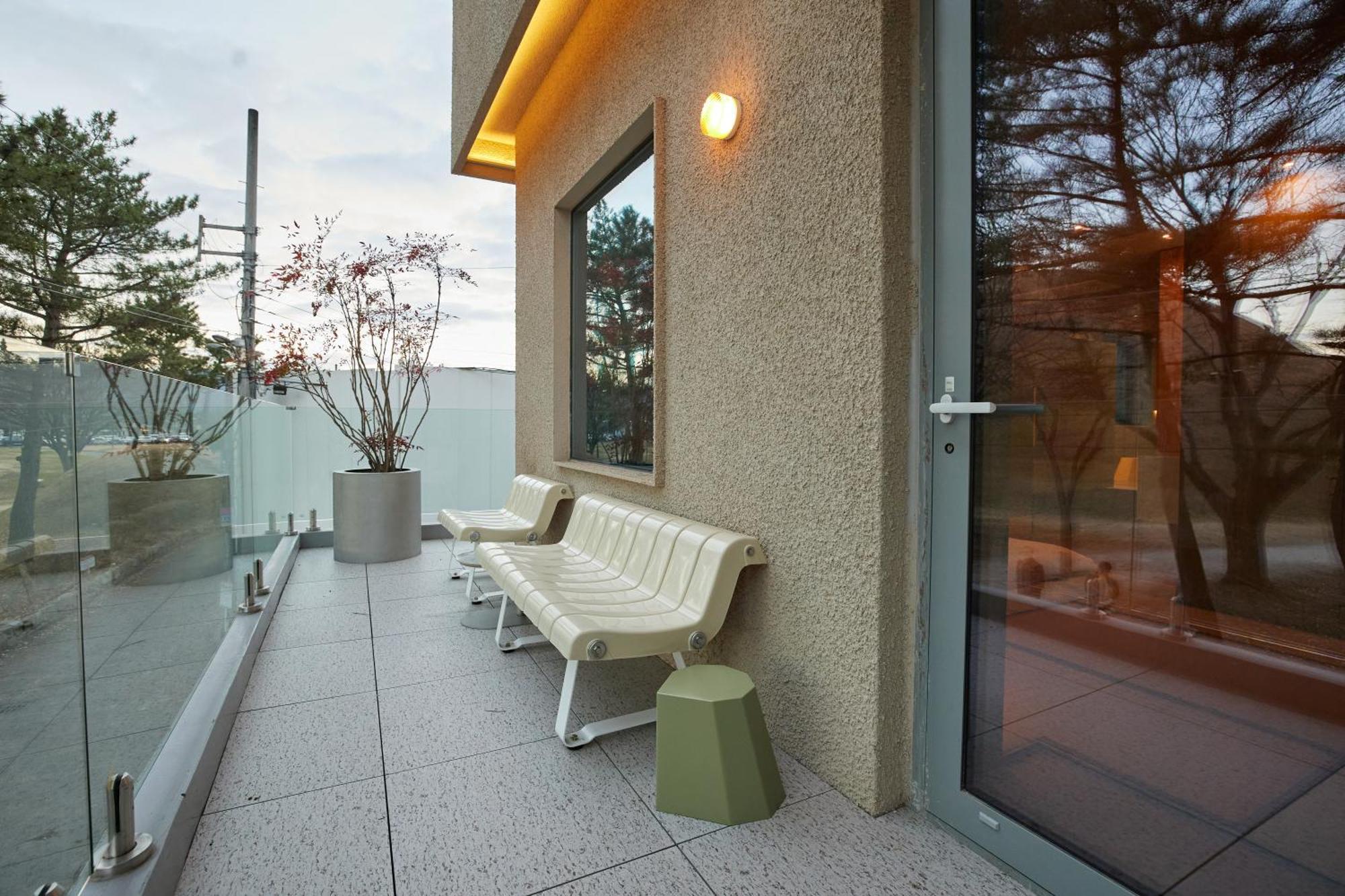 Pbr7 Hotel Unusual Stay Gyeongju Exterior photo