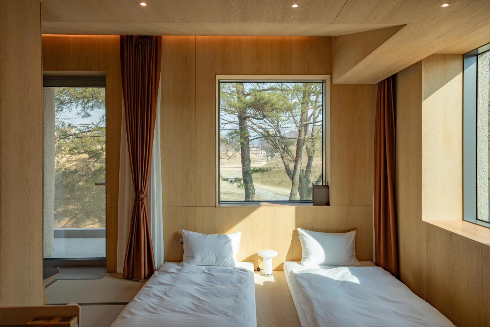 Pbr7 Hotel Unusual Stay Gyeongju Exterior photo